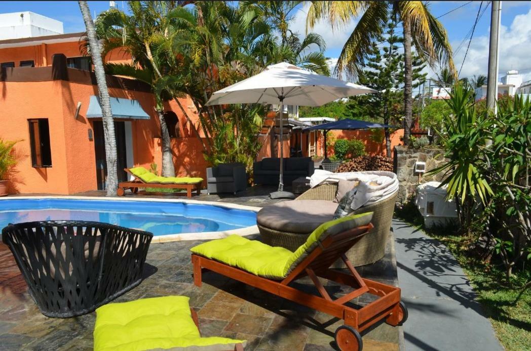 Flowers Of Paradise Pereybere Beach Exterior photo
